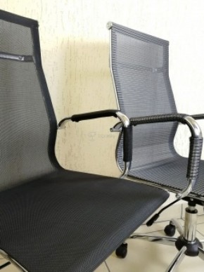 Кресло Barneo K-111H для персонала (черная сетка) в Верхней Пышме - verhnyaya-pyshma.mebel-74.com | фото