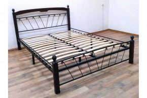 Кровать "Муза 1" КМД10  Черная (1600*2000) (ножки-шоколад) с коваными изделиями в Верхней Пышме - verhnyaya-pyshma.mebel-74.com | фото